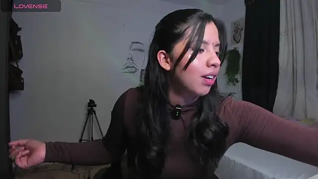 Snapshot of byanabrown chatting on October 24, 12:19 am byanabrown online show from October 24, 12:19 am