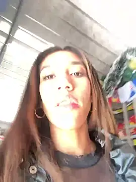 Snapshot of zoe_storm chatting on January 20, 8:50 pm zoe storm online show from January 20, 8:50 pm