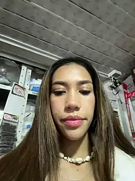 Snapshot of zoe_storm chatting on February 18, 9:53 pm zoe storm online show from February 18, 9:53 pm