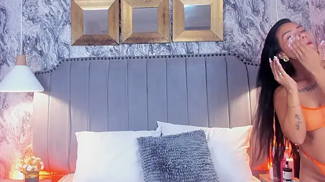 Snapshot of Pocahontas_BGB chatting on September 15, 8:42 pm Pocahontas BGB online show from September 15, 8:42 pm