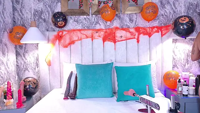 Snapshot of Pocahontas_BGB chatting on October 22, 8:19 pm Pocahontas BGB online show from October 22, 8:19 pm