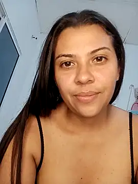 Snapshot of CallMeHeaven chatting on February 16, 2:42 am CallMeHeaven online show from February 16, 2:42 am