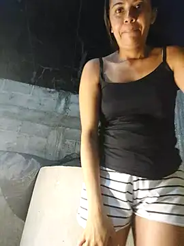 Snapshot of CallMeHeaven chatting on March 14, 11:43 pm CallMeHeaven online show from March 14, 11:43 pm