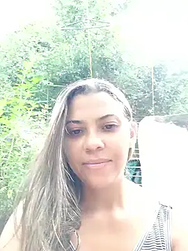 Snapshot of CallMeHeaven chatting on September 18, 1:57 pm CallMeHeaven online show from September 18, 1:57 pm