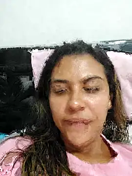 Snapshot of CallMeHeaven chatting on October 30, 12:23 am CallMeHeaven online show from October 30, 12:23 am