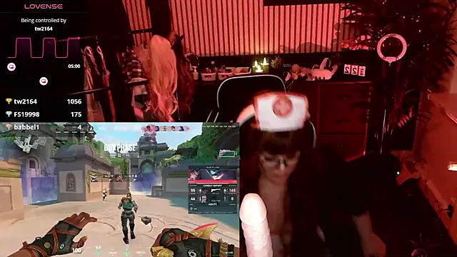 Snapshot of EveBaker04 chatting on March 22, 10:26 pm EveBaker04 online show from March 22, 10:26 pm