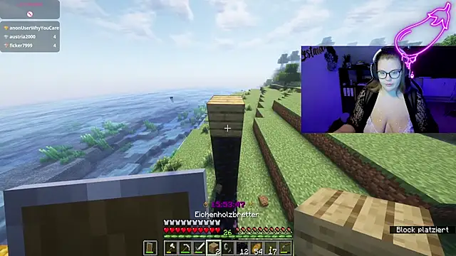 Snapshot of EveBaker04 chatting on October 6, 10:56 am EveBaker04 online show from October 6, 10:56 am