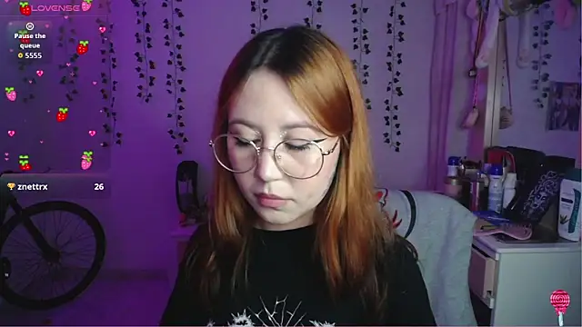 Snapshot of _codeline chatting on November 5, 3:50 am codeline online show from November 5, 3:50 am