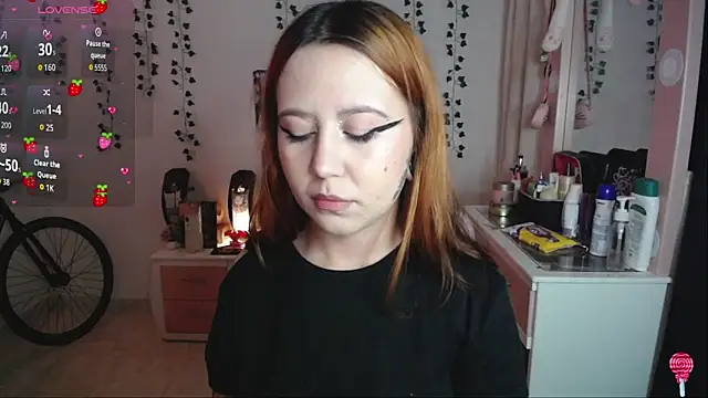 Snapshot of _codeline chatting on November 13, 4:33 am codeline online show from November 13, 4:33 am