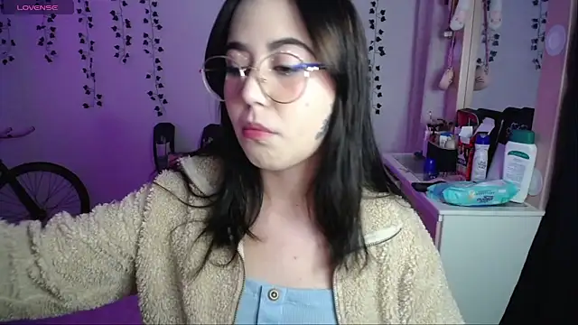 Snapshot of _codeline chatting on November 28, 4:59 am codeline online show from November 28, 4:59 am