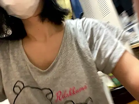 Snapshot of riri_riri_jp chatting on September 24, 11:35 am riri riri jp online show from September 24, 11:35 am