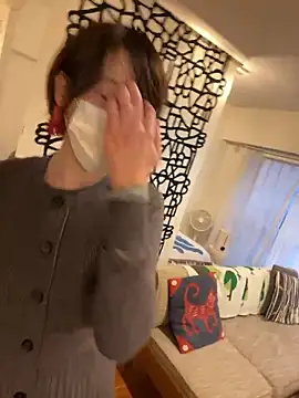 Snapshot of daako_oO chatting on February 7, 8:07 am daako oO online show from February 7, 8:07 am