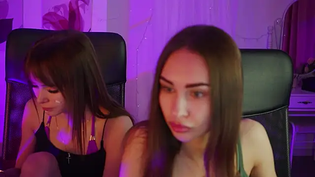 Snapshot of DakotaaJohnnson chatting on February 22, 6:06 am DakotaaJohnnson online show from February 22, 6:06 am