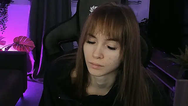 Snapshot of DakotaaJohnnson chatting on February 25, 8:41 pm DakotaaJohnnson online show from February 25, 8:41 pm