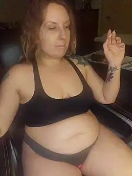 TattedMamaXOXO online show from February 6, 12:22 am