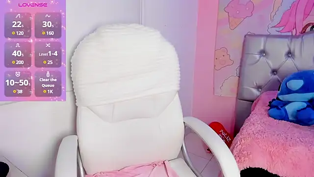 sofia  james online show from February 18, 12:48 am