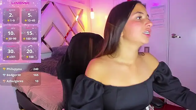 sofia  james online show from March 13, 1:43 am