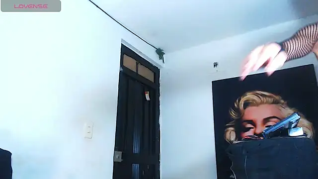 licy blonde hot online show from November 20, 1:28 am