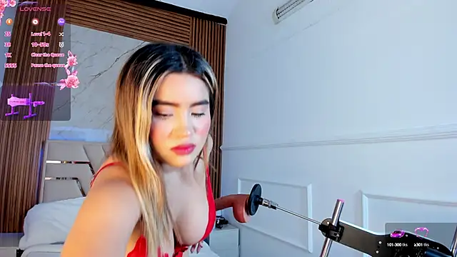 Gigidoll online show from February 23, 11:55 am