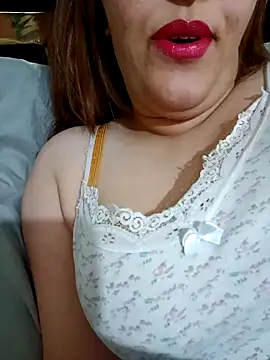 Snapshot of Ayochaa chatting on February 4, 5:45 pm Ayochaa online show from February 4, 5:45 pm