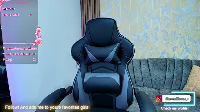 Snapshot of Aurora_thomas__1 chatting on January 29, 3:37 pm Aurora thomas 1 online show from January 29, 3:37 pm