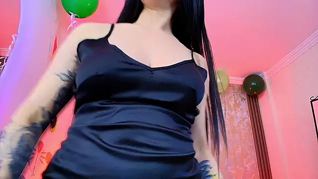 Snapshot of Aurora_thomas__1 chatting on March 3, 5:29 pm Aurora thomas 1 online show from March 3, 5:29 pm