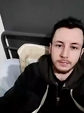 Snapshot of jimylie chatting on February 10, 12:30 am jimylie online show from February 10, 12:30 am