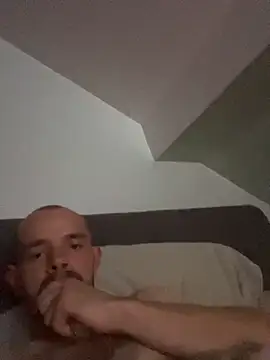 wyattstone online show from September 25, 12:47 am