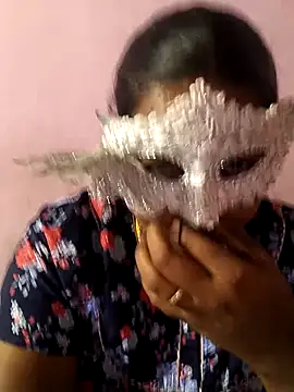 Snapshot of Tamil_queenbaby chatting on October 24, 4:47 pm Tamil queenbaby online show from October 24, 4:47 pm