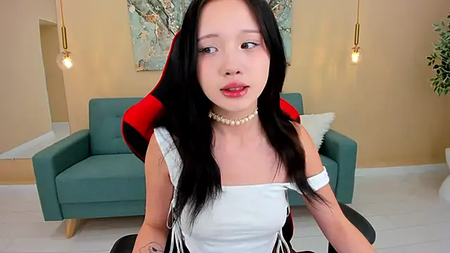 Snapshot of AnneCurtis chatting on March 7, 12:34 pm AnneCurtis online show from March 7, 12:34 pm