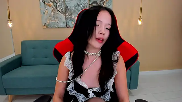 Snapshot of AnneCurtis chatting on March 9, 3:49 pm AnneCurtis online show from March 9, 3:49 pm