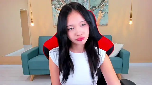 Snapshot of AnneCurtis chatting on March 11, 3:45 pm AnneCurtis online show from March 11, 3:45 pm