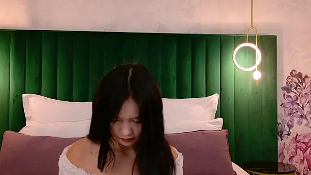 Snapshot of AnneCurtis chatting on September 20, 3:07 am AnneCurtis online show from September 20, 3:07 am