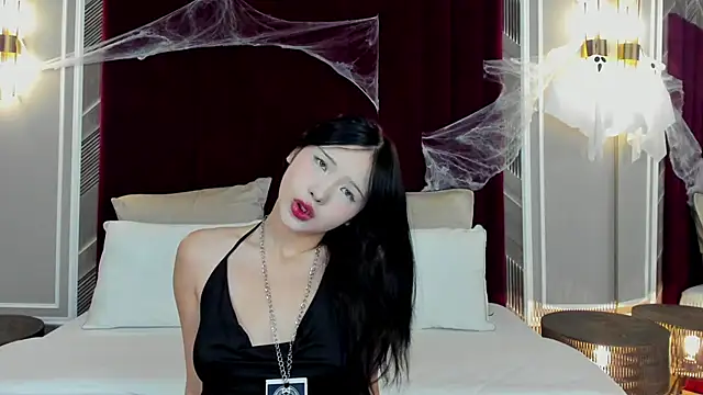 Snapshot of AnneCurtis chatting on October 27, 3:10 am AnneCurtis online show from October 27, 3:10 am