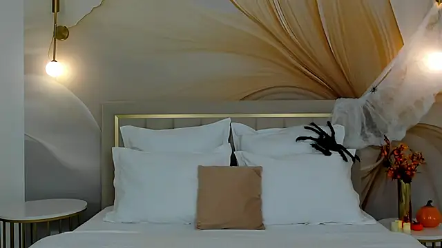 Snapshot of AnneCurtis chatting on October 31, 3:07 am AnneCurtis online show from October 31, 3:07 am