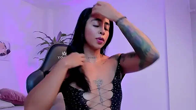 sophierooy22 online show from February 17, 8:58 pm