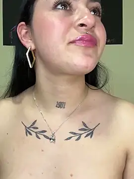 Emmie Hot online show from March 11, 3:34 pm