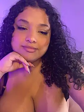 Snapshot of lexycast chatting on March 6, 9:03 am lexycast online show from March 6, 9:03 am