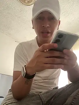 Diegosavage3 online show from February 4, 8:38 pm