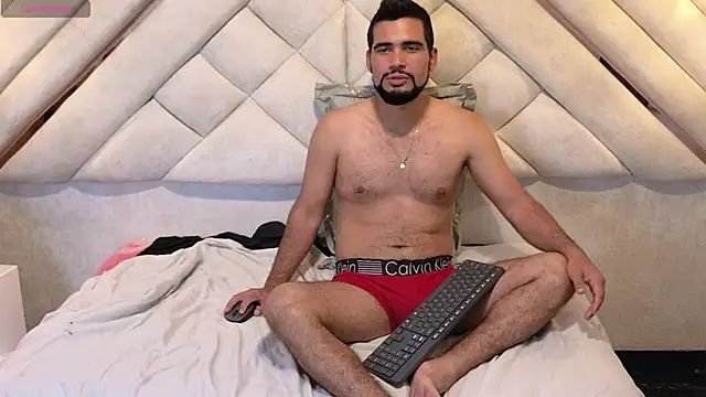 luxurycoupl online show from February 4, 9:38 am