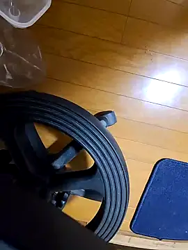 Snapshot of Dammmmmm1 chatting on March 10, 8:26 am Dammmmmm1 online show from March 10, 8:26 am