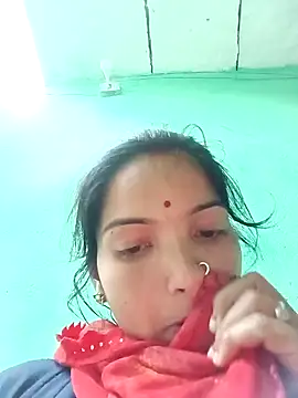 Bhuvi Bedi online show from February 1, 12:16 pm