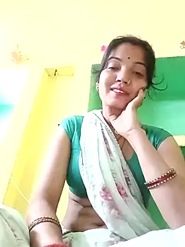 Bhuvi Bedi online show from February 27, 11:04 pm