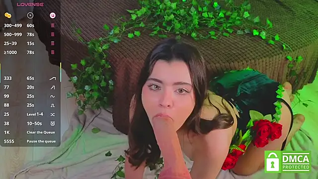 Snapshot of beatrishaa chatting on October 30, 8:05 am beatrishaa online show from October 30, 8:05 am