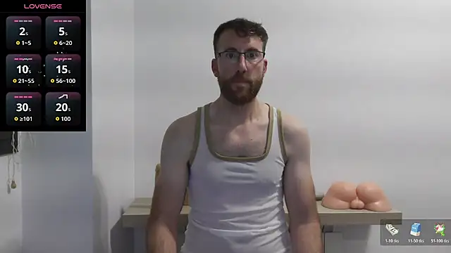 Snapshot of machohiberiko chatting on November 17, 5:19 pm machohiberiko online show from November 17, 5:19 pm