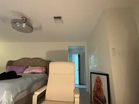 Snapshot of geld_88 chatting on November 15, 2:42 am geld 88 online show from November 15, 2:42 am