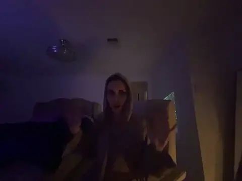 Snapshot of geld_88 chatting on November 26, 3:29 am geld 88 online show from November 26, 3:29 am