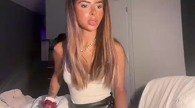 AngelFaye online show from February 26, 1:53 am