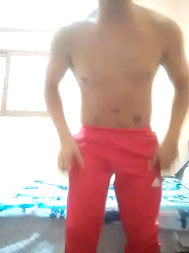 Snapshot of LuisMex1998 chatting on October 25, 9:39 am LuisMex1998 online show from October 25, 9:39 am