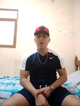 Snapshot of LuisMex1998 chatting on October 25, 11:21 pm LuisMex1998 online show from October 25, 11:21 pm